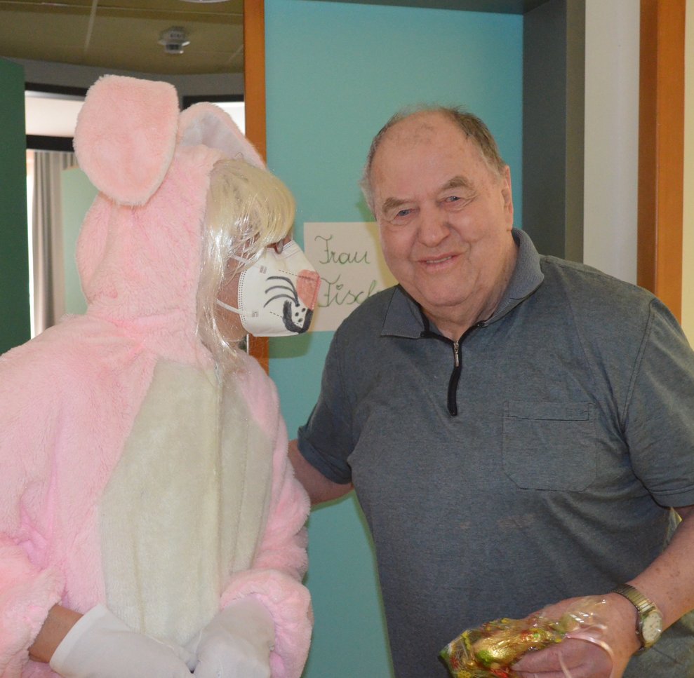 Bewohner mit Hase
