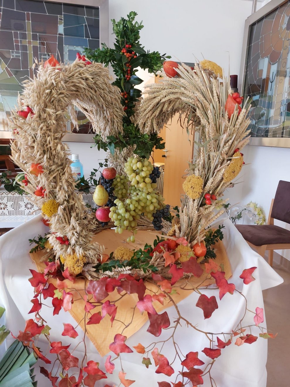 die wunderschöne Erntekrone