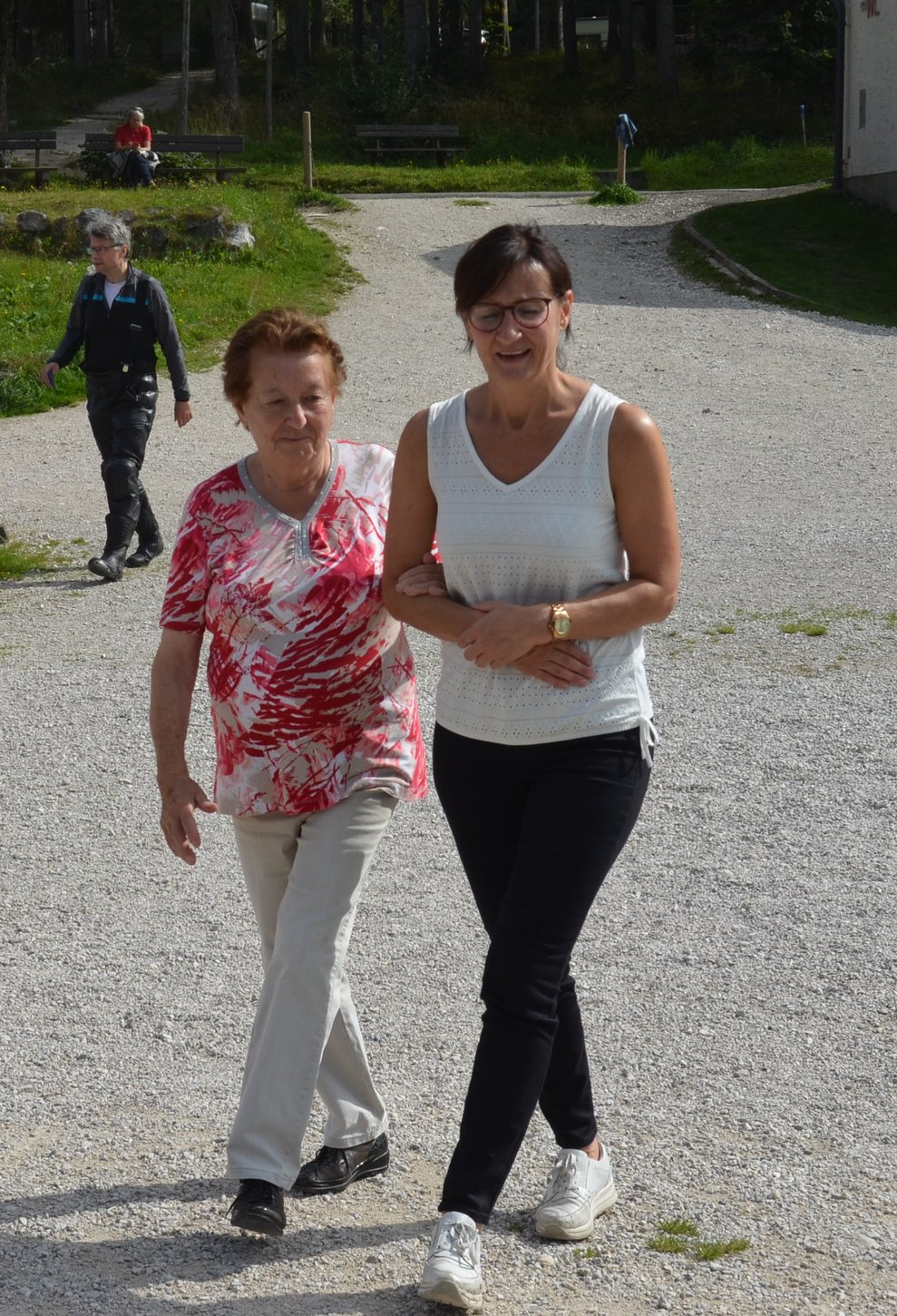 Bewohnerin mit Alltagsbegleitung