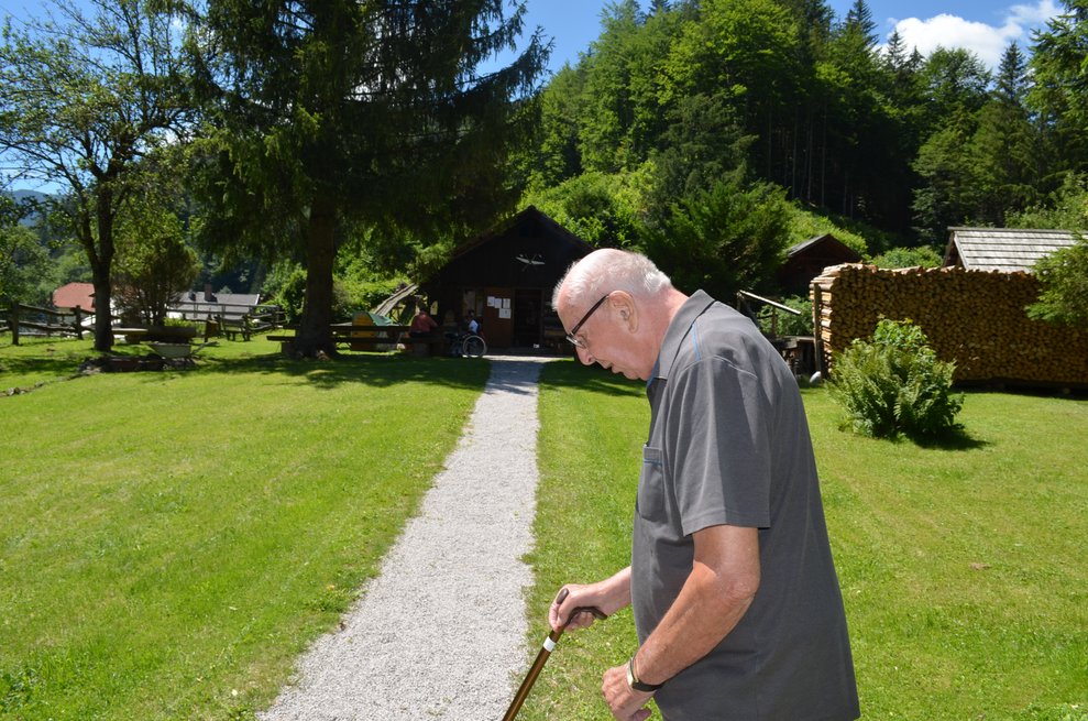 Bewohner spaziert