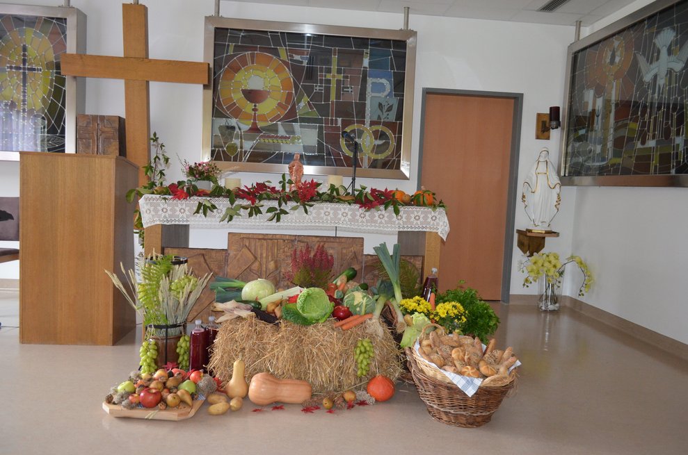 geschmückter Altar